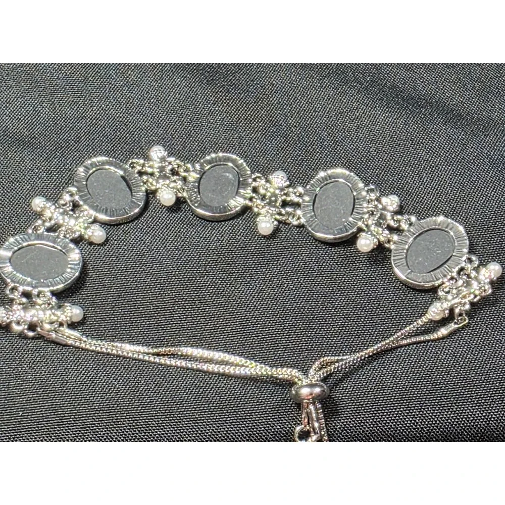 Blue Floral Cameo Bolo Bracelet Silvertone Adjustable Pearl‎ Crystal Accents